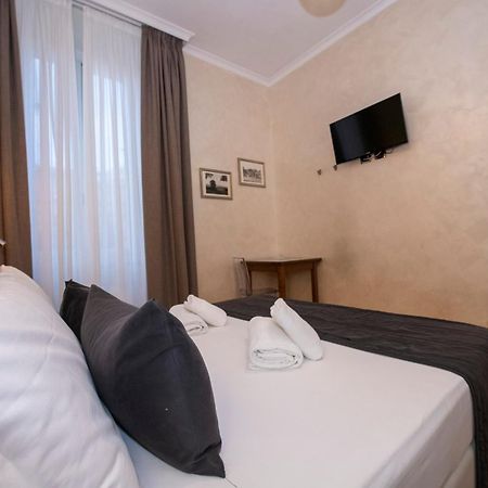 Bed and Breakfast Aelius à Rome Extérieur photo