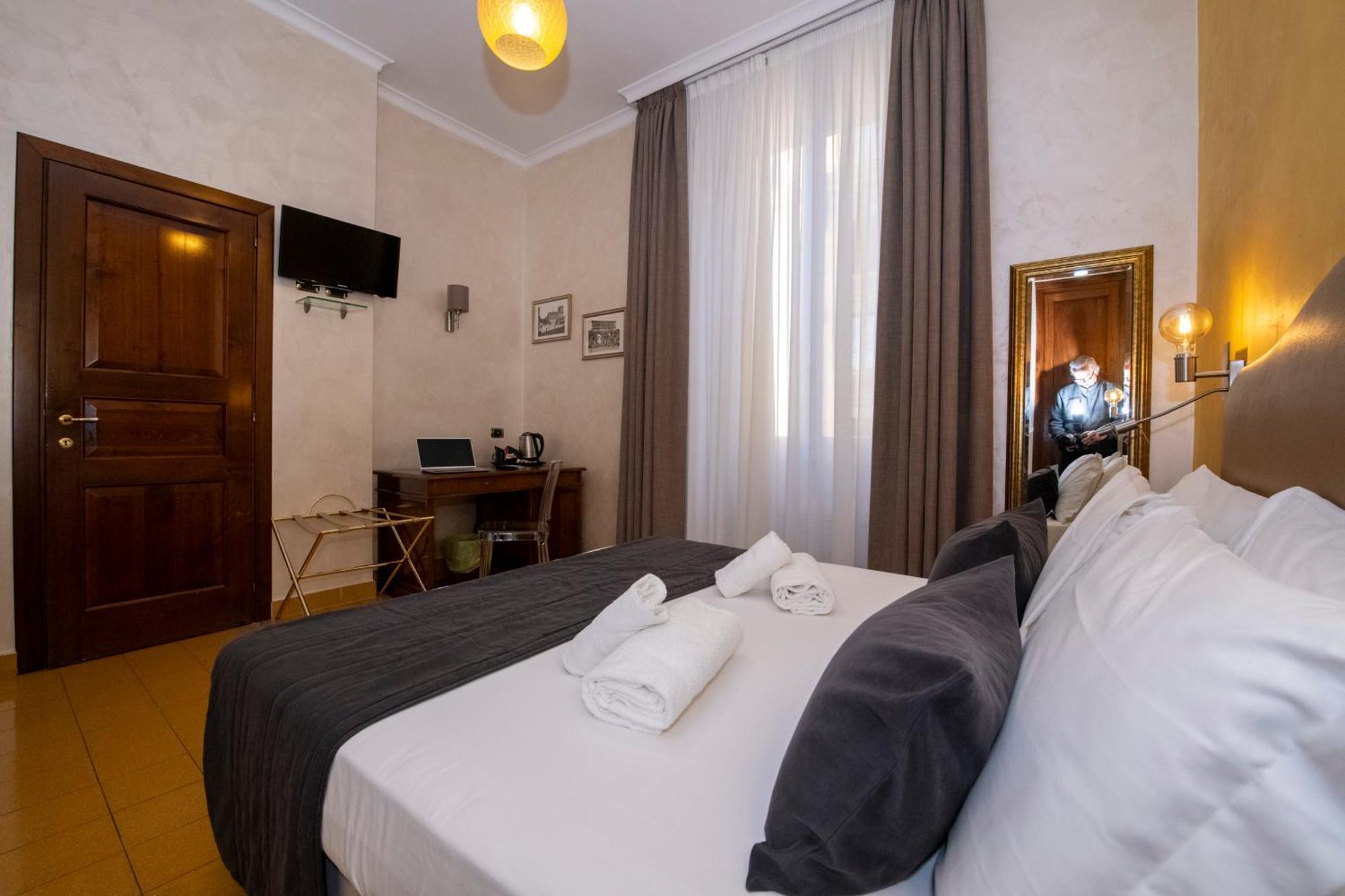 Bed and Breakfast Aelius à Rome Extérieur photo